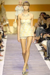 Moschino Cheap & Chic: Quyến rũ tuổi 20 - 6