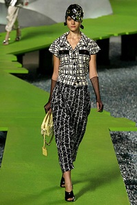 Marc Jacobs: Sự "biến hoá" của trang phục - 1