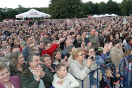 Theo chân Hoa hậu Mai Phương Thuý đến Gizycko - 9