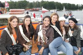 Theo chân Hoa hậu Mai Phương Thuý đến Gizycko - 6