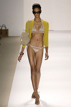 Nicole Miller: Đẹp rạng ngời mà không chói loá - 10