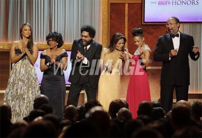 Ca sĩ và người mẫu được tôn vinh tại giải BET Honors  - 1