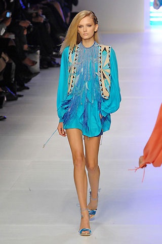 Tươi trẻ với BST xuân/hè 2008 của Emilio Pucci - 18 Tươi trẻ với BST xuân/hè 2008 của Emilio Pucci - 18