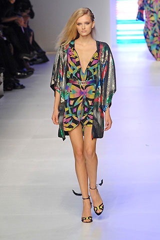 Tươi trẻ với BST xuân/hè 2008 của Emilio Pucci - 31 Tươi trẻ với BST xuân/hè 2008 của Emilio Pucci - 31