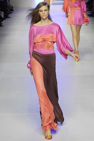 Tươi trẻ với BST xuân/hè 2008 của Emilio Pucci - 9 Tươi trẻ với BST xuân/hè 2008 của Emilio Pucci - 9