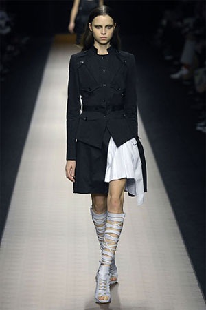 Cá tính với BST xuân/hè 2008 của Givenchy - 19