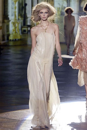 Bay bổng với BST xuân/hè 2008 của Roberto Cavalli - 20