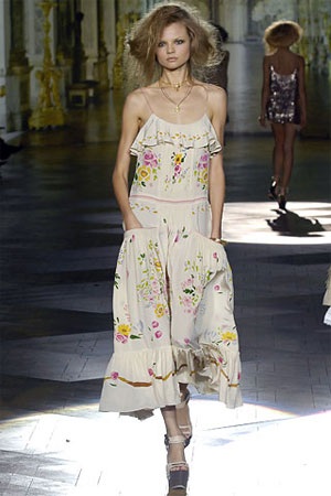 Bay bổng với BST xuân/hè 2008 của Roberto Cavalli - 5