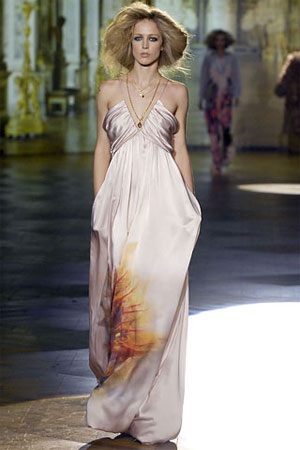 Bay bổng với BST xuân/hè 2008 của Roberto Cavalli - 3