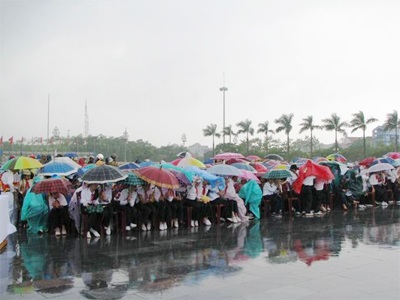 “Học bổng Khuyến học VNPT” đến với 100 học sinh xứ Nghệ - 3 “Học bổng Khuyến học VNPT” đến với 100 học sinh xứ Nghệ - 3