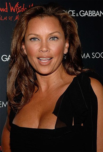 Nhiều “sao” đến dự lễ ra mắt bộ phim đầu tay của Madonna - 8 Nhiều “sao” đến dự lễ ra mắt bộ phim đầu tay của Madonna - 8