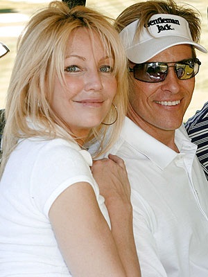 Heather Locklear “lộ diện” sau khi bị bắt - 1