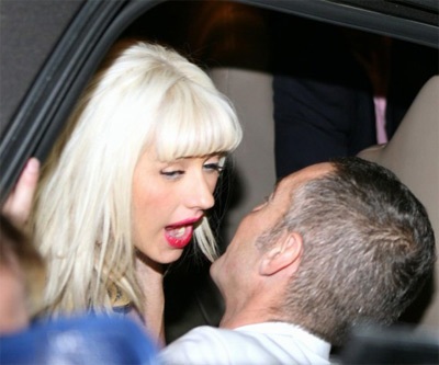 Christina Aguilera say khướt... - 3