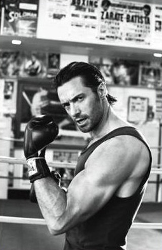 Hình ảnh “Người đàn ông gợi tình nhất 2008” trên Vanity Fair - 8