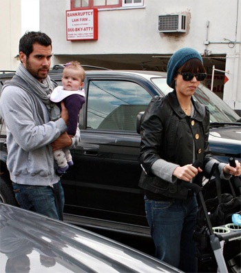 Con gái Jessica Alba giống bố như "đúc" - 3 Con gái Jessica Alba giống bố như "đúc" - 3