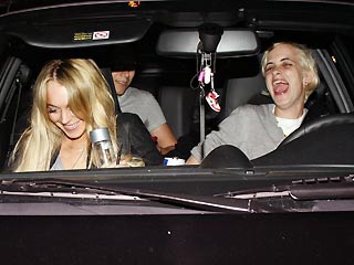 Lindsay Lohan phủ nhận tin chia tay “người yêu” - 1