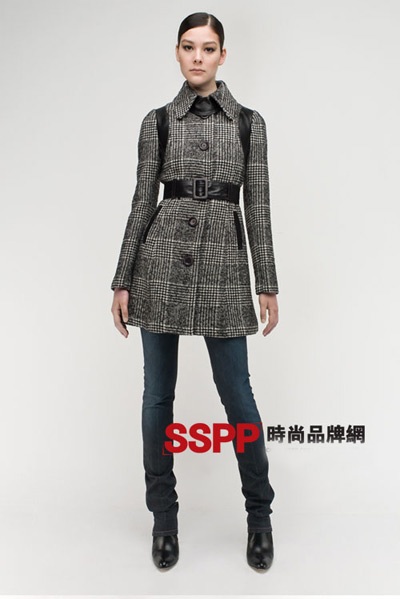 Những mẫu áo khoác dạ độc đáo của Mackage - 14