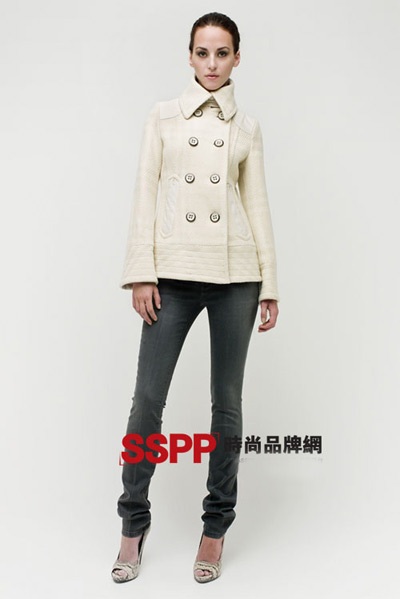 Những mẫu áo khoác dạ độc đáo của Mackage - 18