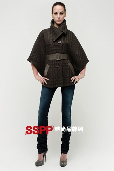 Những mẫu áo khoác dạ độc đáo của Mackage - 16