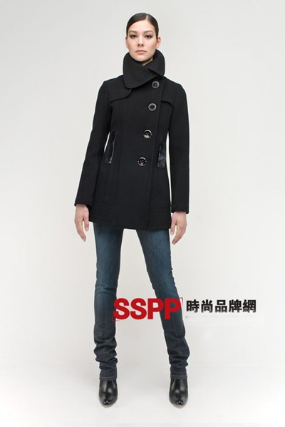 Những mẫu áo khoác dạ độc đáo của Mackage - 4