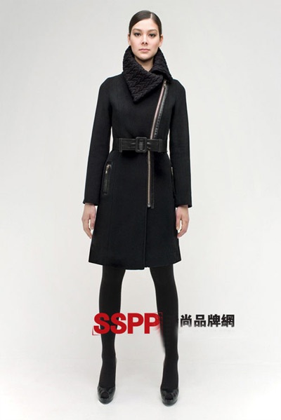 Những mẫu áo khoác dạ độc đáo của Mackage - 6