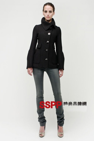 Những mẫu áo khoác dạ độc đáo của Mackage - 7