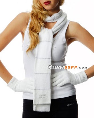 BST găng tay, khăn và mũ len xinh xắn của Bebe - 2