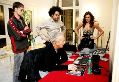 12 "chân dài" đình đám làm từ thiện - 15