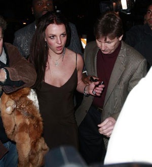 Đã hơn 1 tháng con trai Britney chưa được gặp mẹ - 2