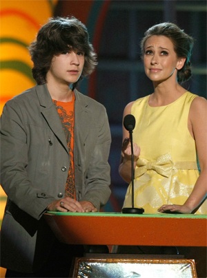 Người đẹp tuổi teen Miley Cyrus được tôn vinh - 3