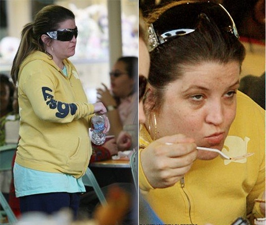 Lisa bị giới truyền thông làm tổn thương - 1 Lisa bị giới truyền thông làm tổn thương - 1