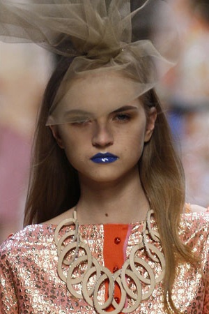 10 phong cách trang điểm ấn tượng nhất xuân/hè 2008 - 3