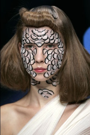 10 phong cách trang điểm ấn tượng nhất xuân/hè 2008 - 6