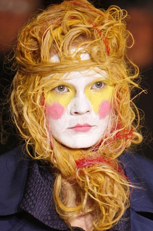 10 phong cách trang điểm ấn tượng nhất xuân/hè 2008 - 9