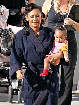 “Tôi không nhìn mặt con vì Mel B là kẻ dối trá” - 1 “Tôi không nhìn mặt con vì Mel B là kẻ dối trá” - 1