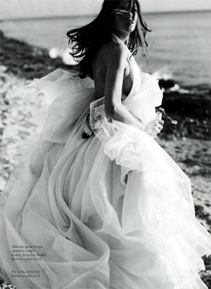 Vẻ đẹp dễ thương của “chân dài” Cintia Dicker  - 9