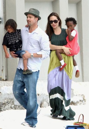  Angelina đưa Pax Thien đi kiểm tra sức khỏe - 7