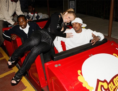 Vợ chồng Mariah Carey đi chơi công viên - 7