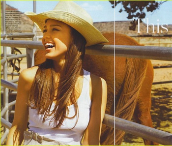 "Đường cong của tôi luôn là nỗi ám ảnh của mọi người"  - 2