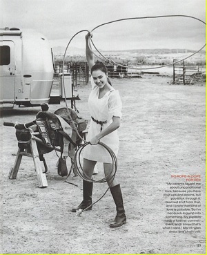 "Đường cong của tôi luôn là nỗi ám ảnh của mọi người"  - 9