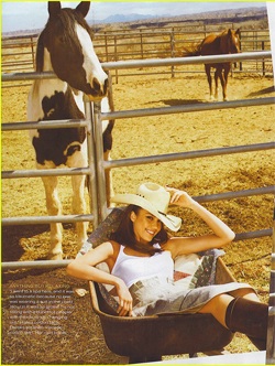 "Đường cong của tôi luôn là nỗi ám ảnh của mọi người"  - 4