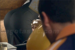 Những hình ảnh "nóng" của Jessica Biel trong phim mới - 2 Những hình ảnh "nóng" của Jessica Biel trong phim mới - 2