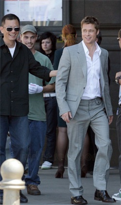 Brad Pitt: Naomi Campbell thứ hai? - 5