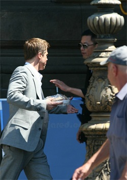 Brad Pitt: Naomi Campbell thứ hai? - 7