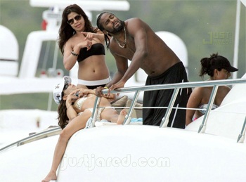 Cùng "thưởng thức" bữa tiệc tiền hôn nhân của nàng Eva quyến rũ - 6 Cùng "thưởng thức" bữa tiệc tiền hôn nhân của nàng Eva quyến rũ - 6