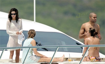 Cùng "thưởng thức" bữa tiệc tiền hôn nhân của nàng Eva quyến rũ - 1 Cùng "thưởng thức" bữa tiệc tiền hôn nhân của nàng Eva quyến rũ - 1