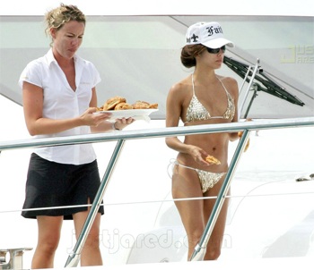 Cùng "thưởng thức" bữa tiệc tiền hôn nhân của nàng Eva quyến rũ - 8 Cùng "thưởng thức" bữa tiệc tiền hôn nhân của nàng Eva quyến rũ - 8