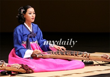 Honey Lee - Hoa hậu tài sắc  - 3