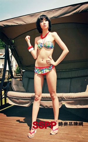 Tự tin với áo tắm hai mảnh - 5