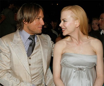 Nicole lộ diện sau bốn ngày sinh - 1 Nicole lộ diện sau bốn ngày sinh - 1